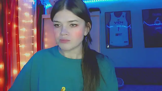 Snapshot of Klementa chatting on 02/28/26, 08:32 Klementa online show from 02/28/26, 08:32