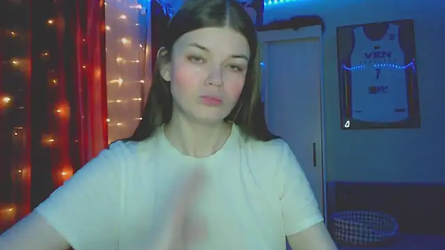 Snapshot of Klementa chatting on 03/05/26, 06:59 Klementa online show from 03/05/26, 06:59