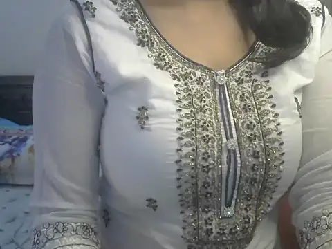 SiaraSiyA online show from 02/02/25, 09:19