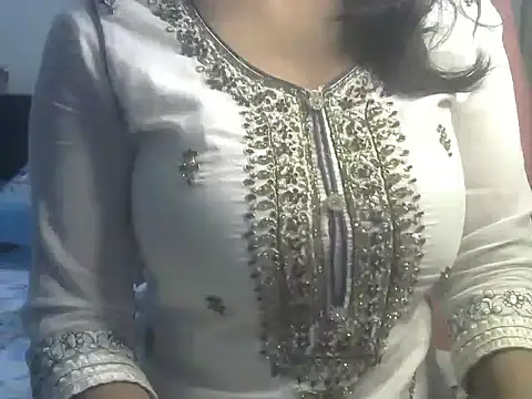 SiaraSiyA online show from 02/12/25, 06:51