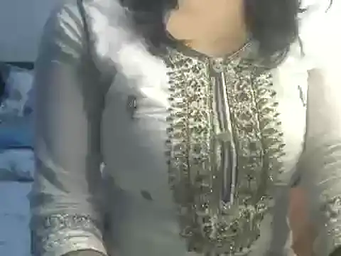 SiaraSiyA online show from 02/23/25, 06:01