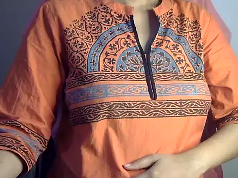 SiaraSiyA online show from 04/24/26, 05:04