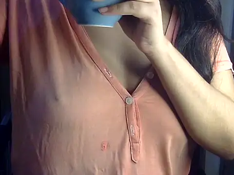 Snapshot of SiaraSiyA chatting on 06/03/26, 03:06 SiaraSiyA online show from 06/03/26, 03:06