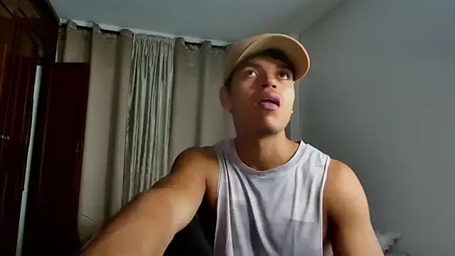 Snapshot of Jhon_wich chatting on 05/16/26, 04:06 Jhon wich online show from 05/16/26, 04:06