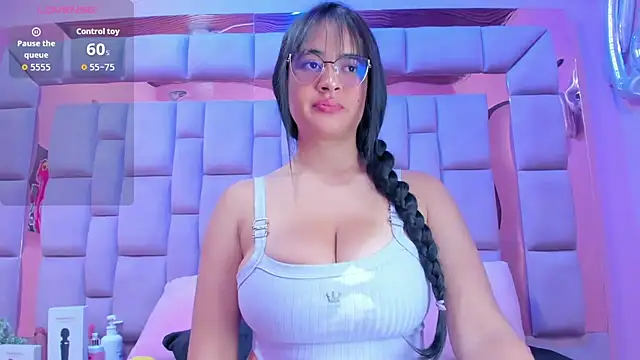 violeta sexx  online show from 11/12/25, 04:57