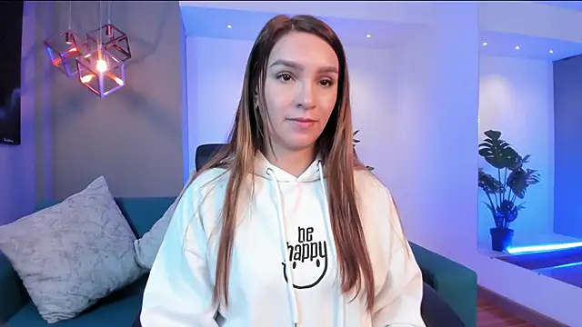 miataylorr1 online show from 02/03/26, 11:48