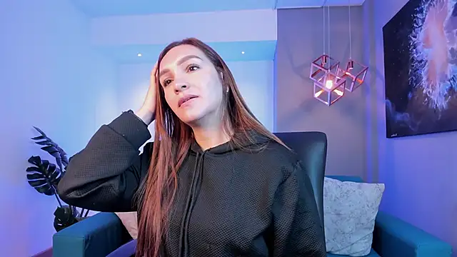 miataylorr1 online show from 03/13/26, 11:39