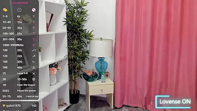 EmaBrownie online show from 04/18/26, 07:58