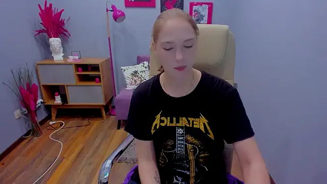 Snapshot of _fiona_Love chatting on 11/09/25, 08:29 fiona Love online show from 11/09/25, 08:29