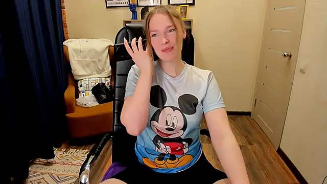 Snapshot of _fiona_Love chatting on 02/12/26, 08:26 fiona Love online show from 02/12/26, 08:26