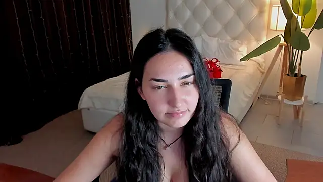 Snapshot of CeceliaJohnson chatting on 07/07/26, 06:47 CeceliaJohnson online show from 07/07/26, 06:47
