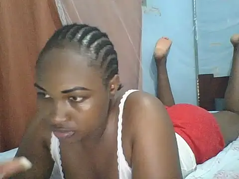 cute lavenda online show from 12/04/25, 07:44