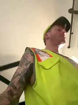 Mackwood89 online show from 09/16/25, 09:27