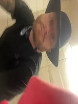 Mackwood89 online show from 10/27/25, 09:13