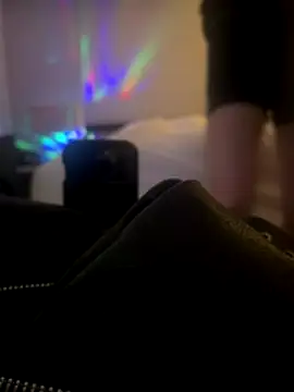 Mackwood89 online show from 11/22/25, 07:57