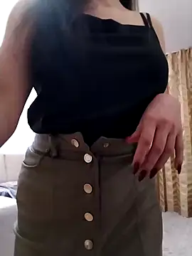 baby sweet girl  online show from 02/10/25, 01:14