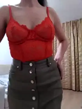 baby sweet girl  online show from 11/22/25, 10:31