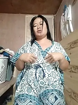 Snapshot of lickmepussy21 chatting on 10/02/25, 03:41 lickmepussy21 online show from 10/02/25, 03:41