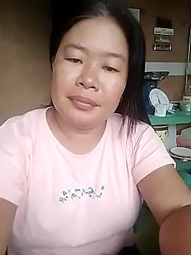 Snapshot of lickmepussy21 chatting on 10/16/25, 09:10 lickmepussy21 online show from 10/16/25, 09:10