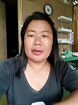 Snapshot of lickmepussy21 chatting on 10/25/25, 12:07 lickmepussy21 online show from 10/25/25, 12:07