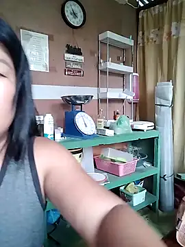 Snapshot of lickmepussy21 chatting on 10/26/25, 09:53 lickmepussy21 online show from 10/26/25, 09:53