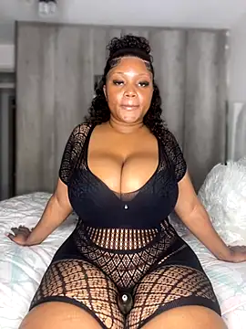 Hyra Ari online show from 12/04/25, 08:28