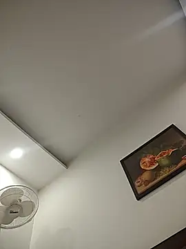 Susannemilf online show from 05/25/26, 03:40