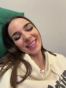 Bad Giorgia online show from 10/14/25, 04:08