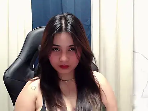 Snapshot of _Bellatrixy_ chatting on 04/12/26, 02:44 Bellatrixy online show from 04/12/26, 02:44