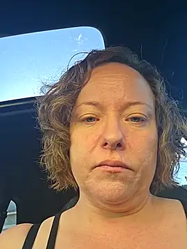 julimonroe online show from 06/01/26, 01:13