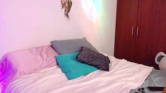 Lia Tinez online show from 12/19/25, 11:12