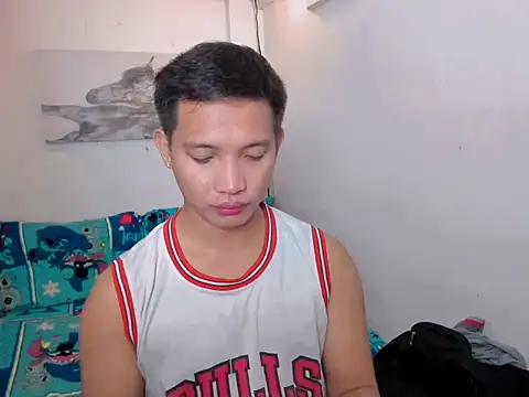 xSebastian19 online show from 12/16/25, 09:09