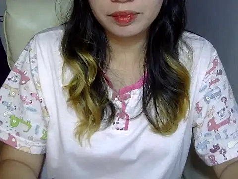 Snapshot of ___zurIII09_ chatting on 10/09/25, 08:45 zurIII09 online show from 10/09/25, 08:45