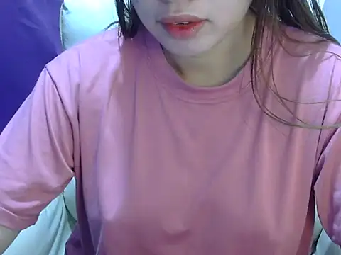    zurIII09  online show from 02/08/26, 12:03