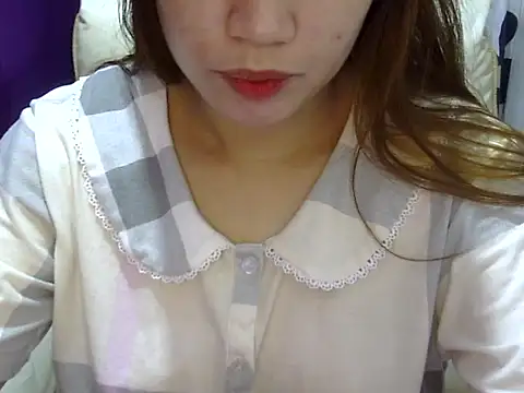 Snapshot of ___zurIII09_ chatting on 05/23/26, 05:50 zurIII09 online show from 05/23/26, 05:50