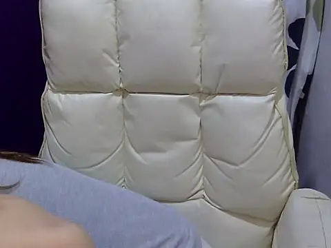 Snapshot of ___zurIII09_ chatting on 06/13/26, 09:51 zurIII09 online show from 06/13/26, 09:51