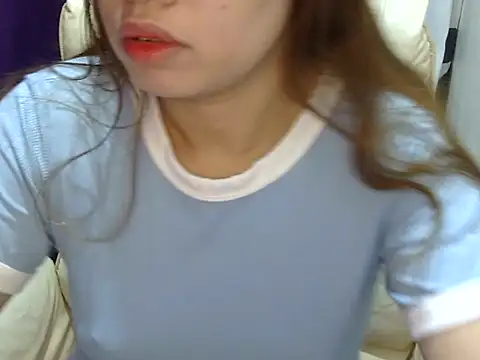 Snapshot of ___zurIII09_ chatting on 07/11/26, 02:03 zurIII09 online show from 07/11/26, 02:03
