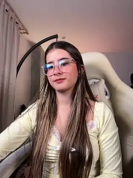 Stormiie777 online show from 03/04/26, 02:06