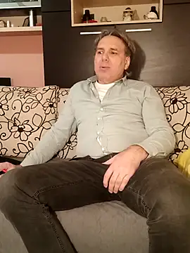 Saysomething3 online show from 02/25/25, 04:53