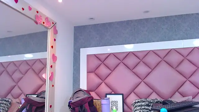 DanielaDuff online show from 03/21/26, 09:07