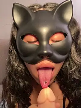 nenalayla online show from 01/17/25, 10:12