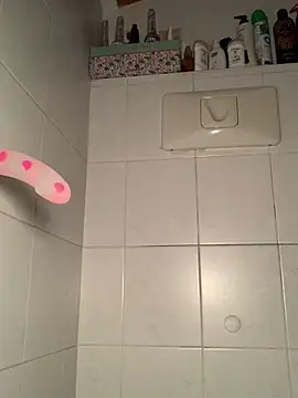 nenalayla online show from 03/11/25, 10:51