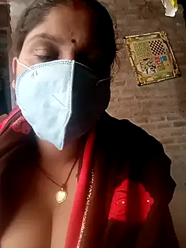 Snapshot of Lattika-Bhabhi chatting on 12/30/24, 11:15 Lattika-Bhabhi online show from 12/30/24, 11:15