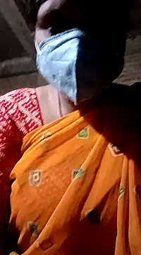 Snapshot of Lattika-Bhabhi chatting on 01/20/25, 01:50 Lattika-Bhabhi online show from 01/20/25, 01:50