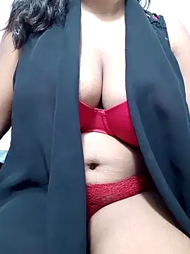 julia joy online show from 03/05/25, 01:42