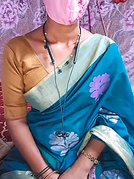 Snapshot of XBHUUME chatting on 12/04/24, 05:11 XBHUUME online show from 12/04/24, 05:11