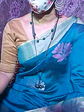 Snapshot of XBHUUME chatting on 02/22/25, 05:35 XBHUUME online show from 02/22/25, 05:35