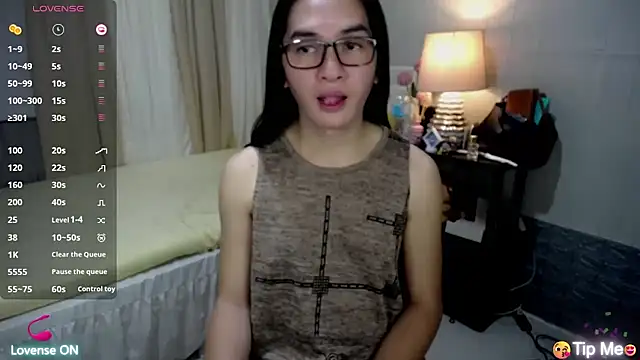 xAsianSweetHeart online show from 12/22/25, 11:46