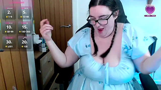 Rebecca Summer online show from 04/23/26, 05:26