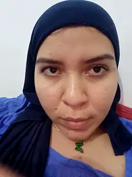 MatchedEyebrow online show from 03/22/25, 08:59